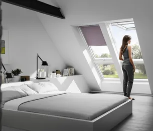 VELUX Verduisterend rolgordijn op zonne-energie (DSL)