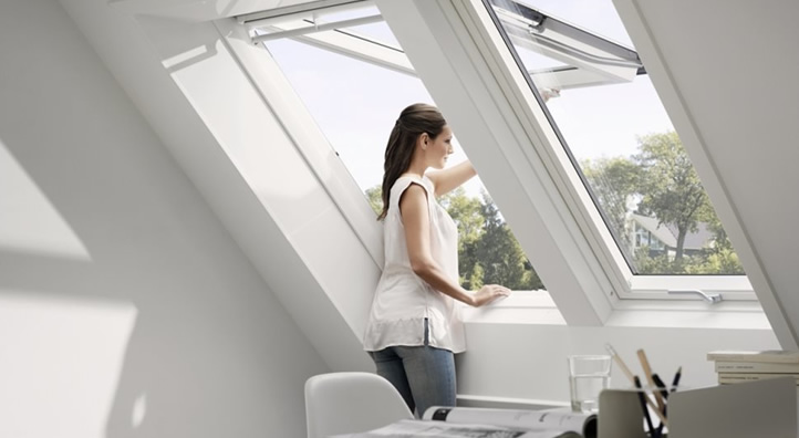 Goedkope Velux dakramen bij Zonweringstunter.nl