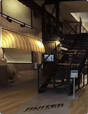 Inspiratiebeeld van de showroom entree